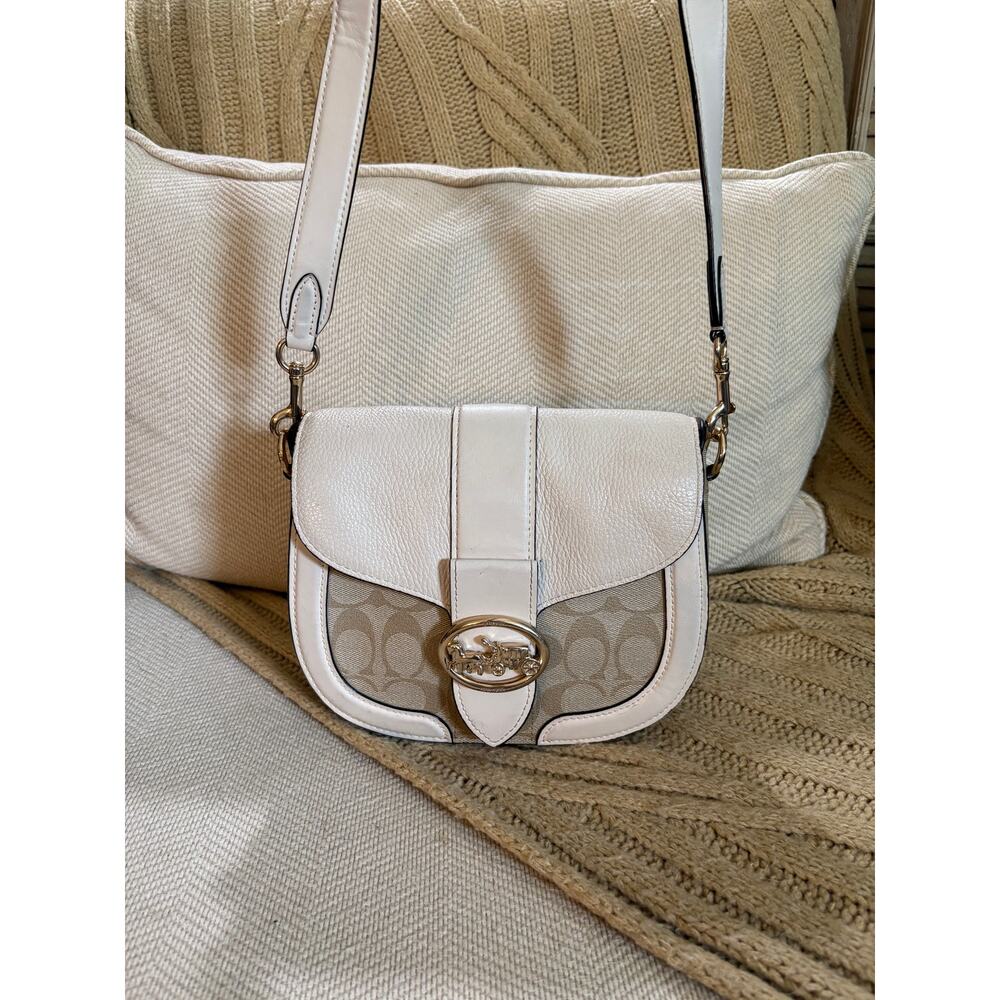 Coach Georgie Saddle Bag C2806 Light Khaki/Chalk White